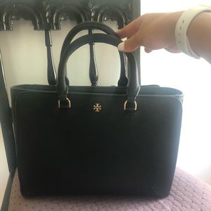 Gorgeous Tory Burch Crossbody